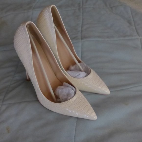 Crocodile Wear creamy beige stiletto heels sz 8 actually 8.5 but they run small - Picture 5 of 8